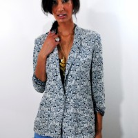 Gratefulness Giveaway: Enter to Win a Vintage Blazer & Earrings!