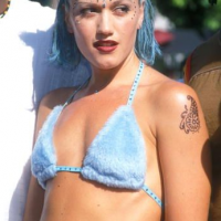 5 Reasons to Buy ’90s Vintage for Spring
