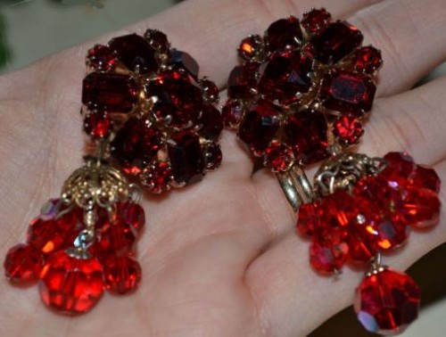 vintage-estate-red-earrings vintage estate red stone earrings