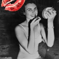 How 1950s Fashion Makes You Feel Like a Lady