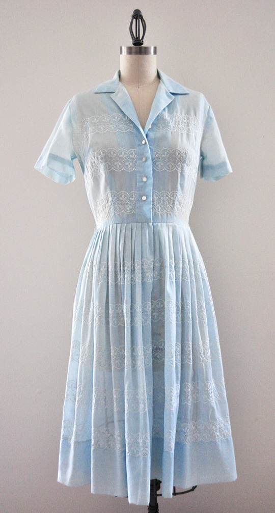 1950s-shirtwaist-dress-worn-4-ways-not-to-look-like-a-housewife