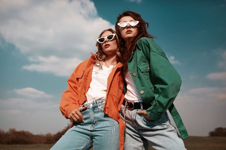 How to Style Vintage Clothes Without Looking Outdated (Easy Guide) 7