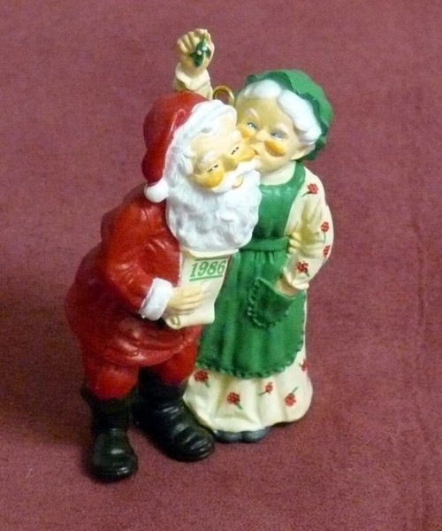 vintage christmas tree ornament santa