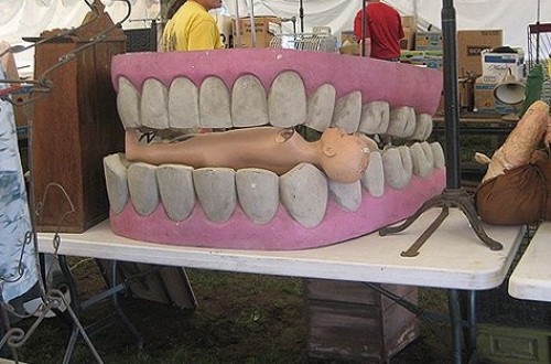 brimfield antique show teeth