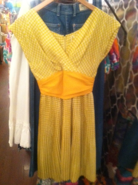 a little wicked vintage fashion boutique