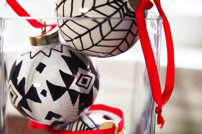 Make Thrifted Tree Ornaments Your Own With This Crafty Method