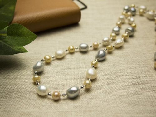 How to Wear Vintage Pearl Jewelry 9