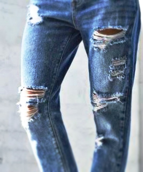 DIY Distressed Jeans: Get the Look 5