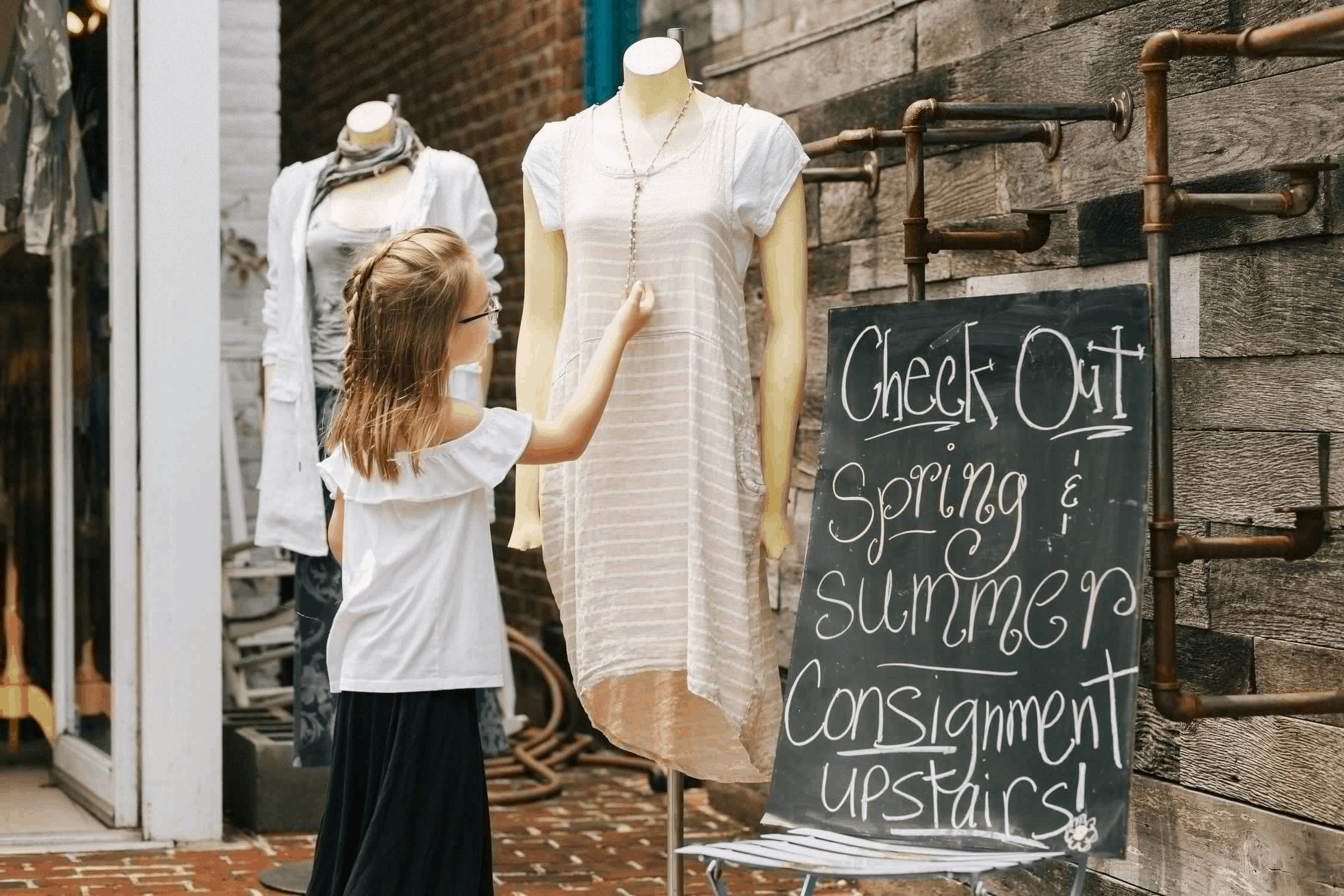 How to Open Your Own Thrift Store or Consignment Shop 7