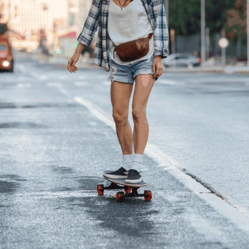 Skater with fanny pack