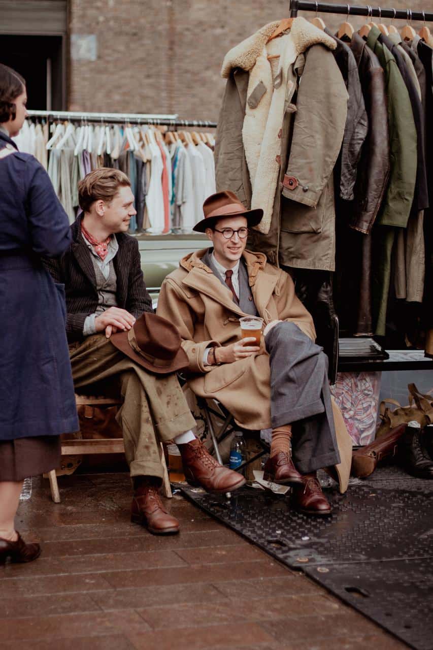 Life in the 20th century, how did people dress?