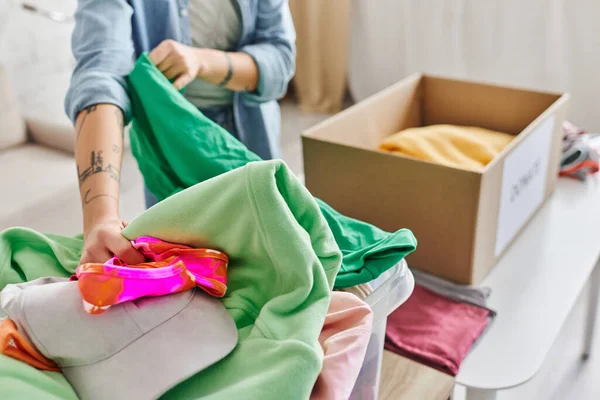 Social Good Initiatives Partial View Young Tattooed Woman Sorting Casual — Stock Photo, Image