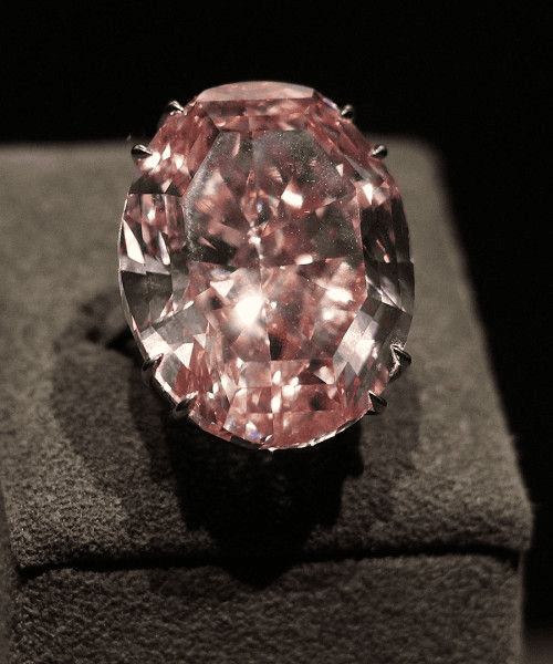 Fancy Vivid Pink diamond named the Pink Star