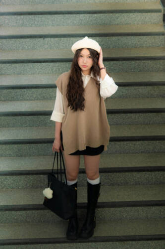 Best Vintage Fall Outfits for a Timeless Look 10 Best Vintage Fall Outfits for a Timeless Look 9