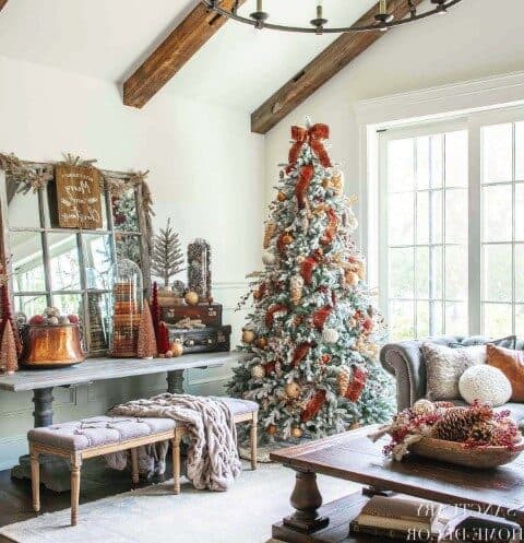 Creating a Timeless Holiday Aesthetic with Vintage-Inspired Decor 13