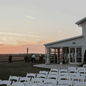 Discover the Glamour of Vintage 13