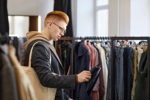 Timing Your Thrift Trip: Which Day Wins for Best Finds? 13