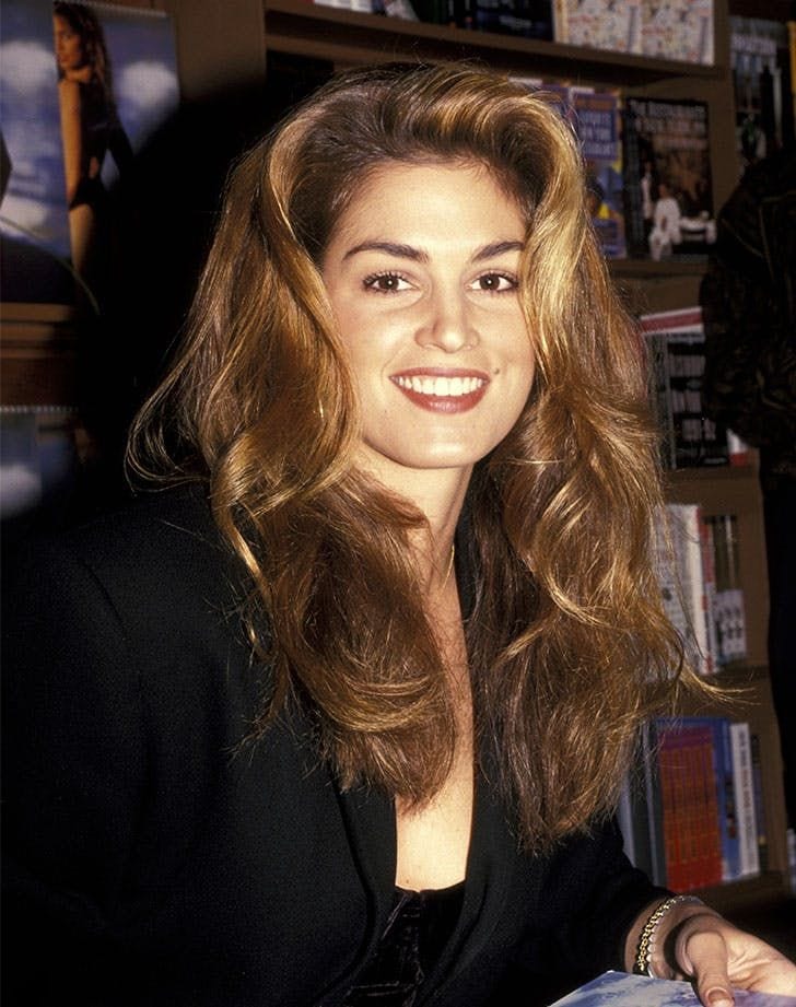 Achieve 90s Fluffy Hair with These Simple, Overlooked Tips 7