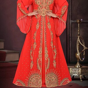 Discover the Glamour of Vintage 10