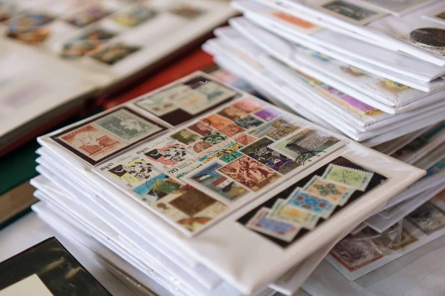 6 Simple Ways To Build A Vintage Collection 3